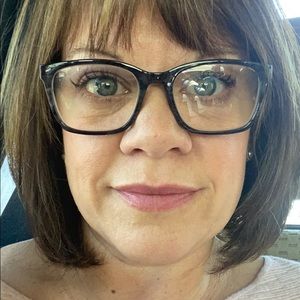 Meet your Posher, Jodi